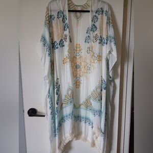 Altar'd State Floral Boho Style Kimono - One Size